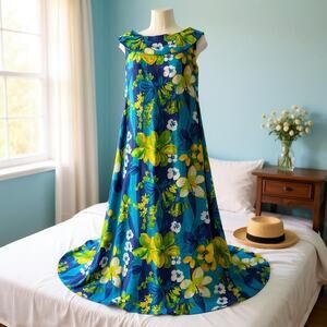 1970s VTG green-blue cotton Floral LUAU Maxi Dress Made in Hawaii MED coco girl